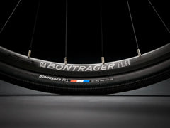 Trek FX Sport Carbon 4 Lightweight Fitness Bike