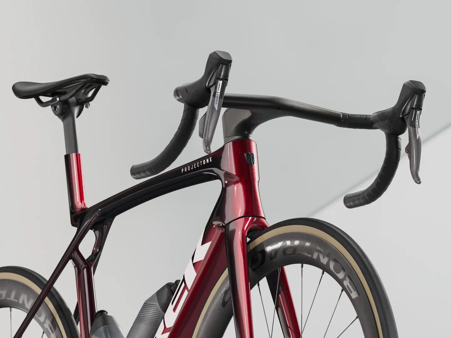 Madone SLR 7 AXS Gen 8