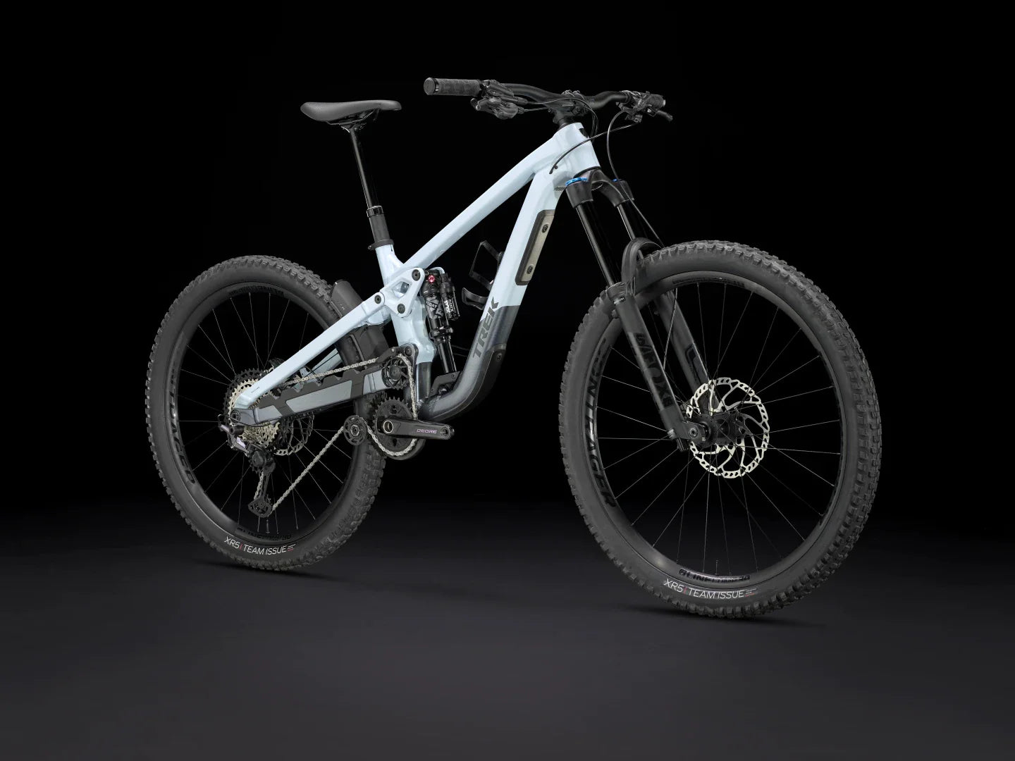 Slash 8 Gen 6 - 2025