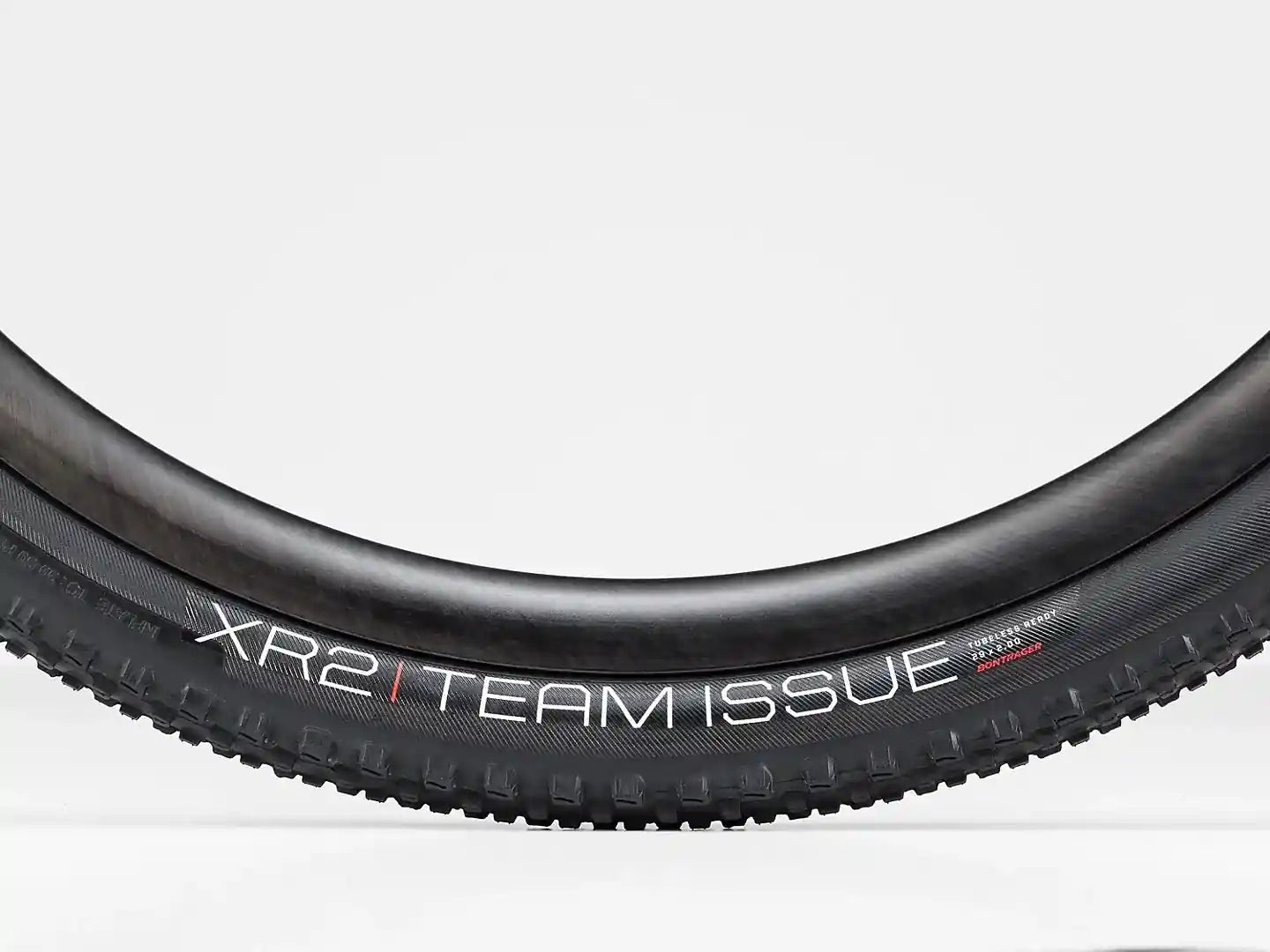 Tyre Bontrager XR2 Team Issue TLR MTB - Maximize Your MTB Performance